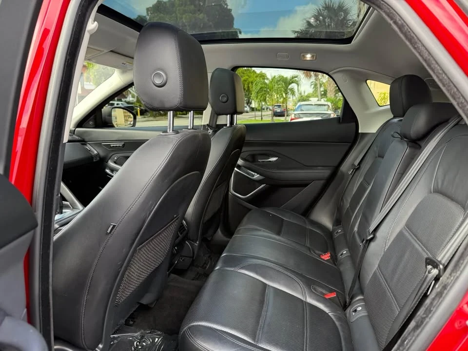 2018 Jaguar E-Pace - Image 8 of 8