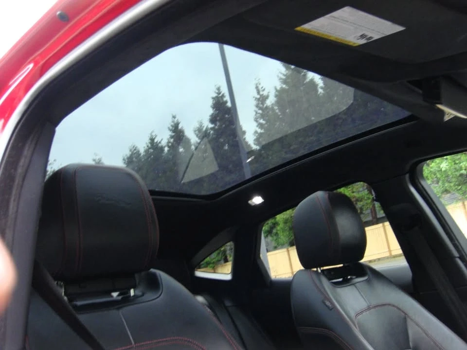 2018 Jaguar E-Pace - Image 16 of 20
