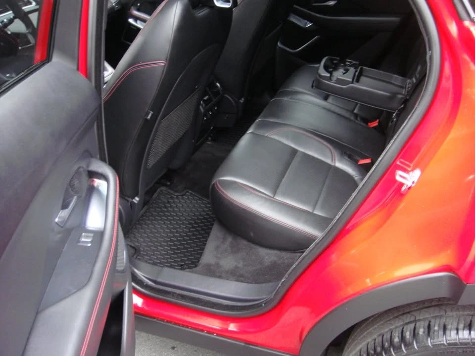 2018 Jaguar E-Pace - Image 13 of 20