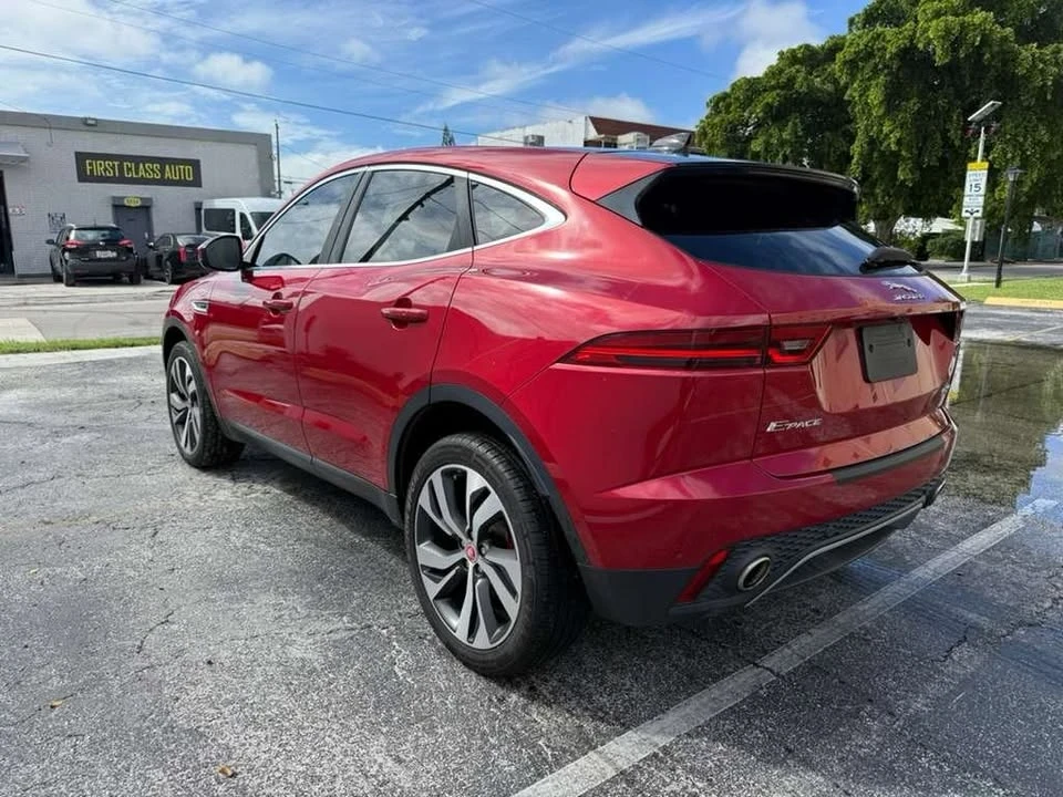 2018 Jaguar E-Pace - Image 3 of 9