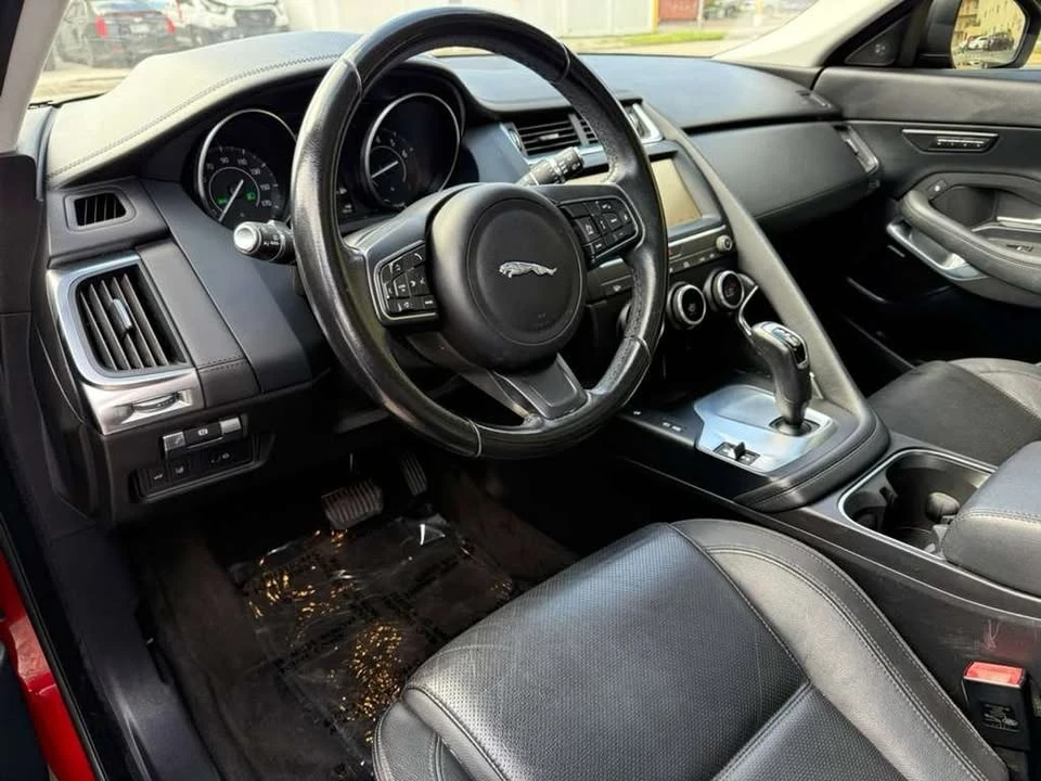2018 Jaguar E-Pace - Image 6 of 9