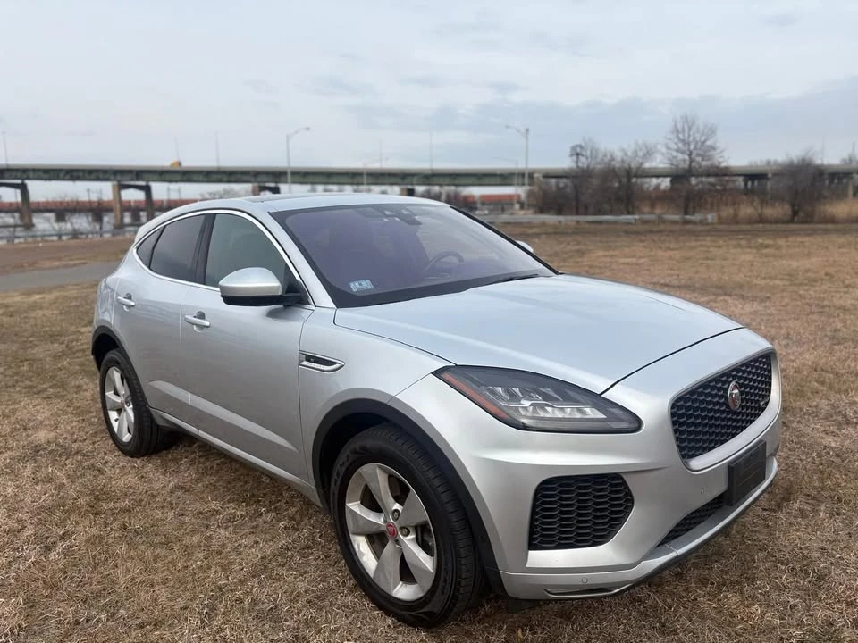 2018 Jaguar E-Pace - Image 3 of 20