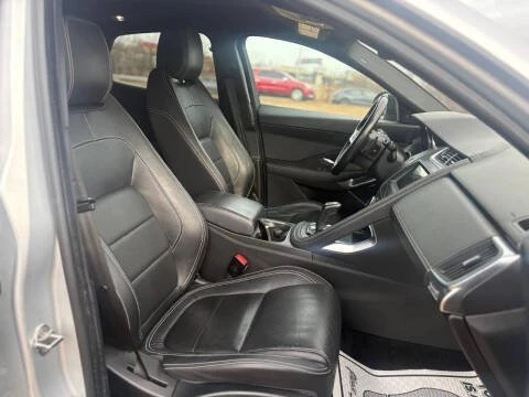 2018 Jaguar E-Pace - Image 10 of 20