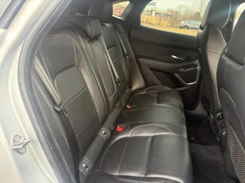 2018 Jaguar E-Pace - Image 11 of 20