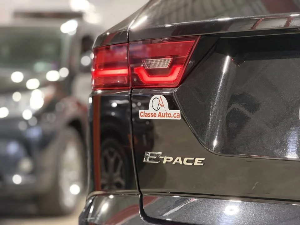 2018 Jaguar E-Pace - Image 10 of 21