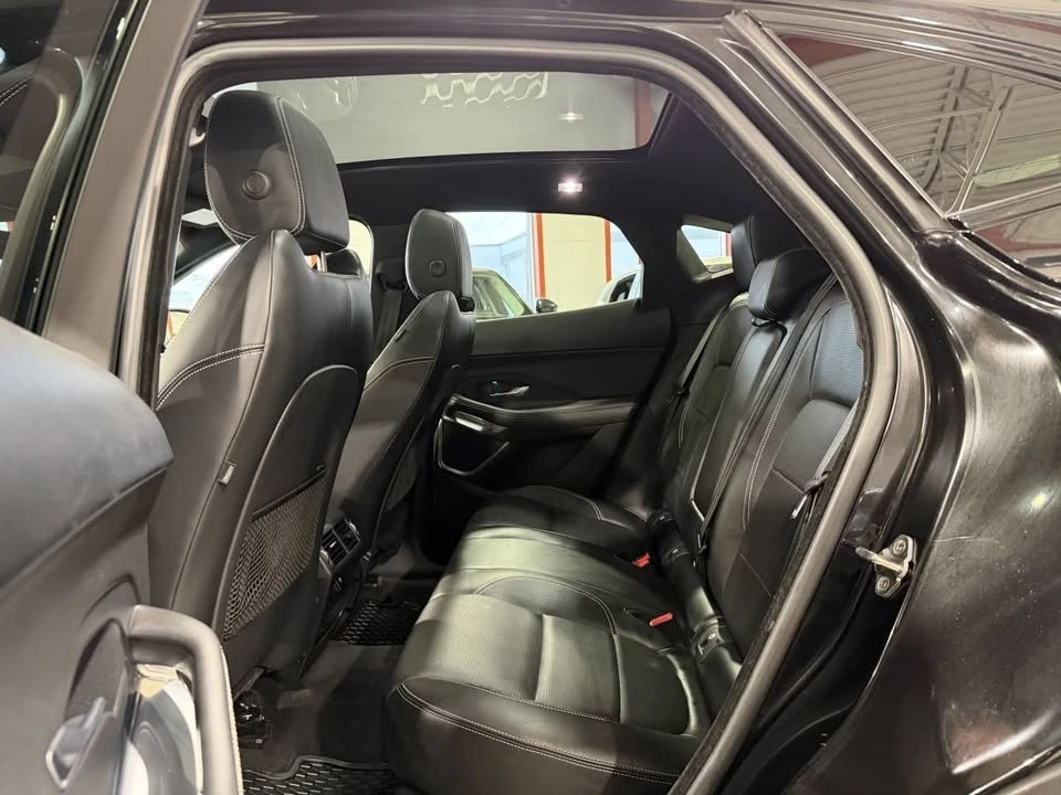 2018 Jaguar E-Pace - Image 15 of 21