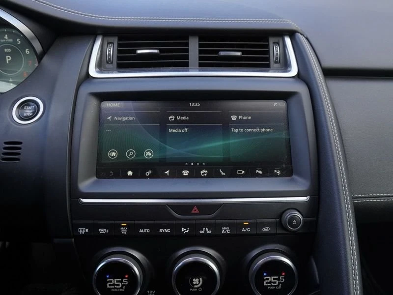 2018 Jaguar E-Pace - Image 17 of 20