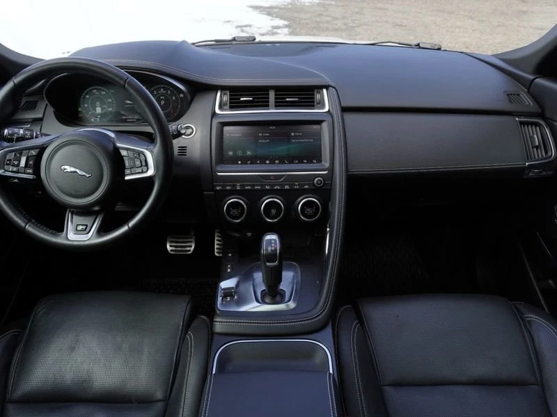 2018 Jaguar E-Pace - Image 14 of 20
