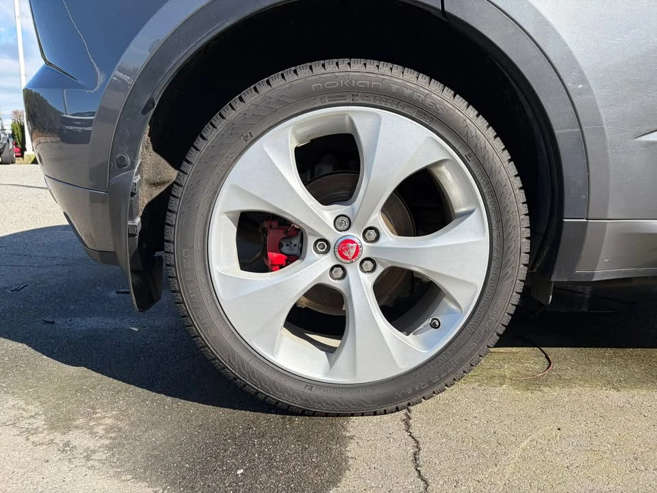 2018 Jaguar E-Pace - Image 13 of 13