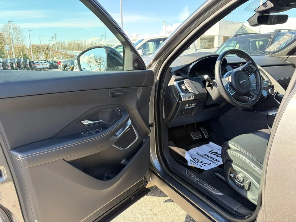 2018 Jaguar E-Pace - Image 9 of 13