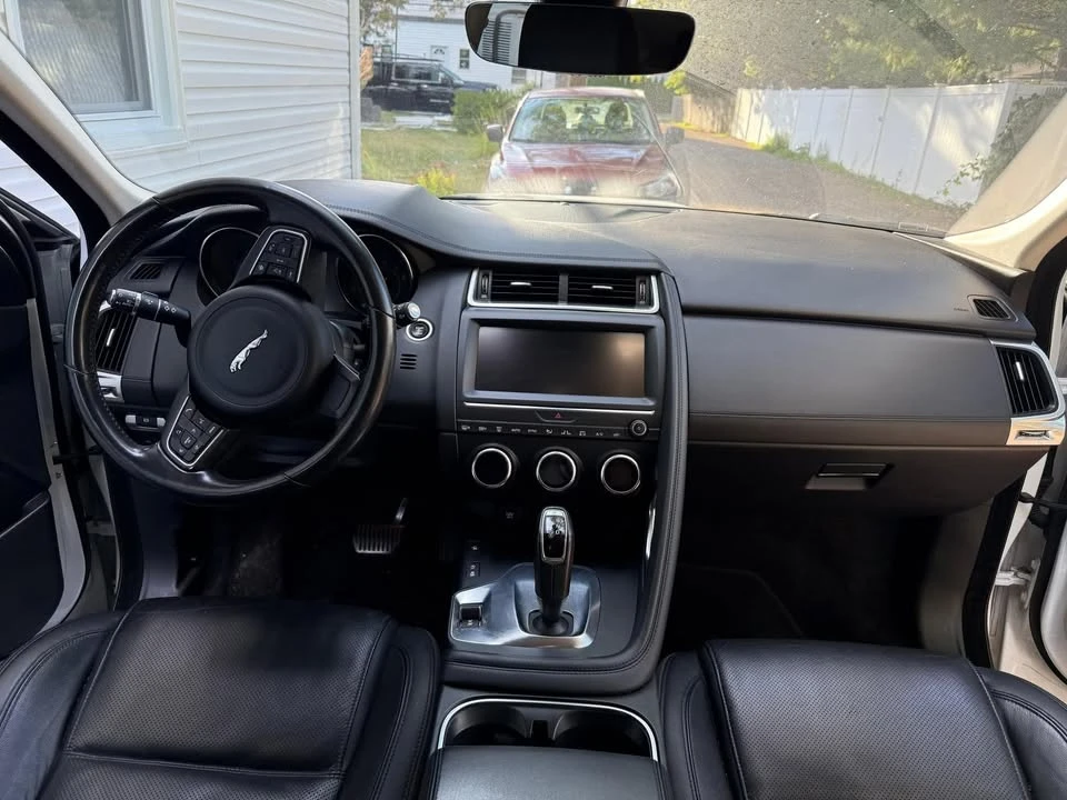 2018 Jaguar E-Pace - Image 5 of 7