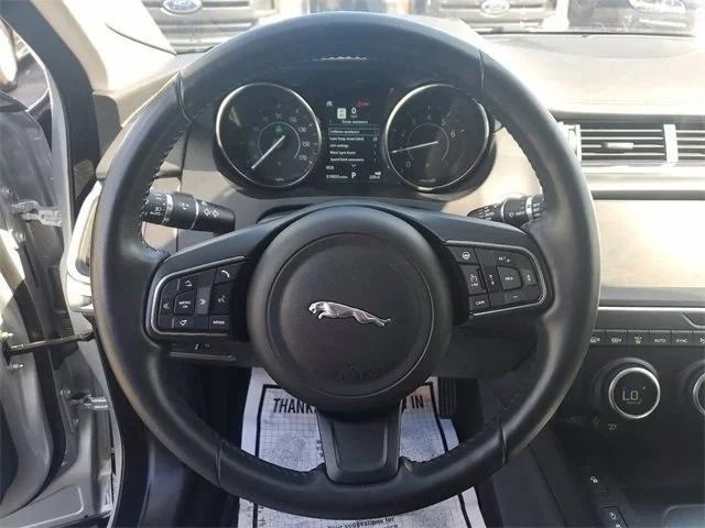 2018 Jaguar E-Pace - Image 8 of 12