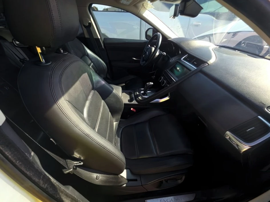 2018 Jaguar E-Pace - Image 6 of 6