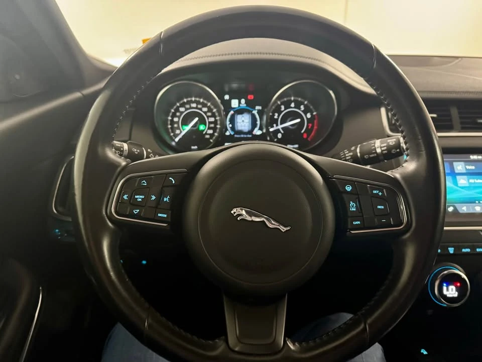 2018 Jaguar E-Pace - Image 15 of 20