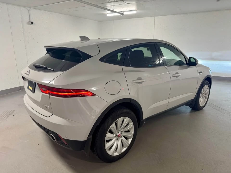 2018 Jaguar E-Pace - Image 11 of 20