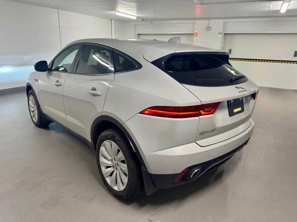 2018 Jaguar E-Pace - Image 9 of 20