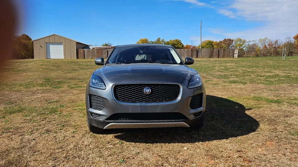 2018 Jaguar E-Pace - Image 2 of 10