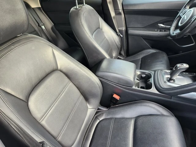 2018 Jaguar E-Pace - Image 17 of 20