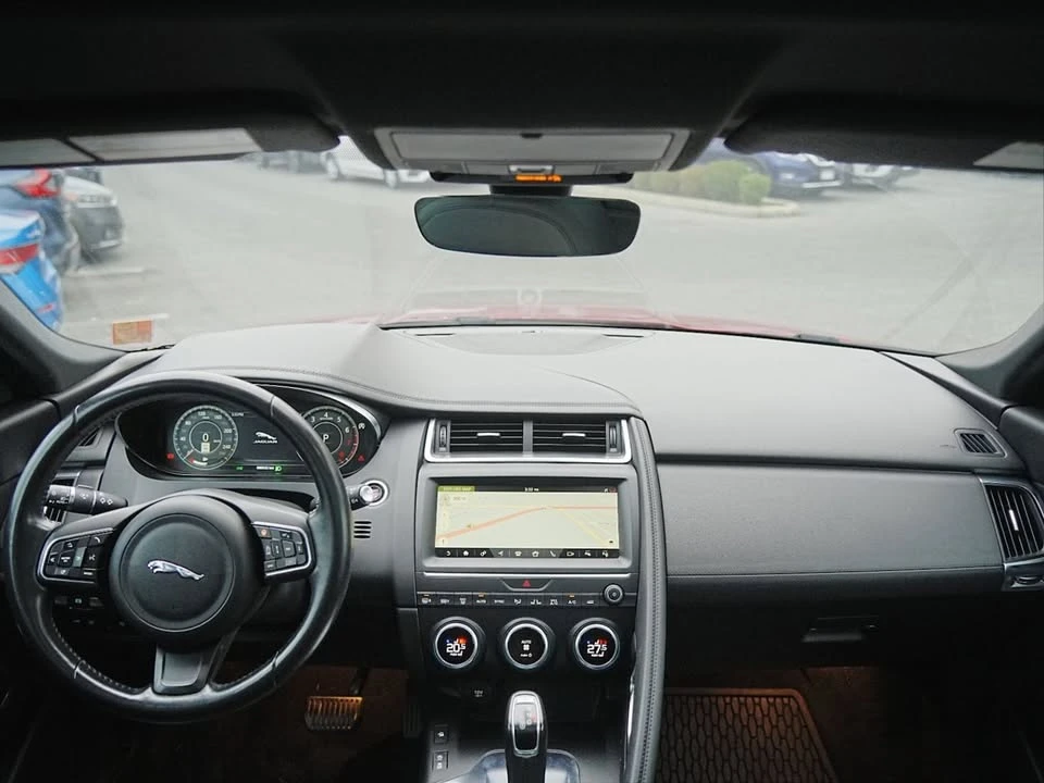 2018 Jaguar E-Pace - Image 14 of 19