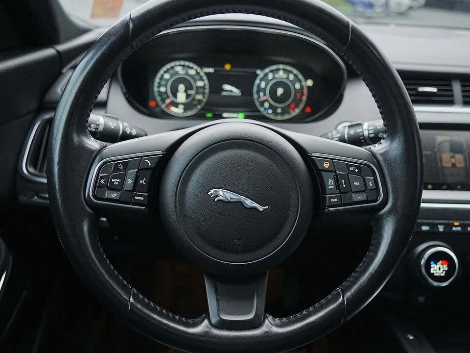 2018 Jaguar E-Pace - Image 11 of 14