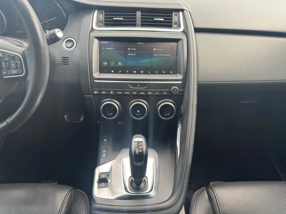 2018 Jaguar E-Pace - Image 13 of 20