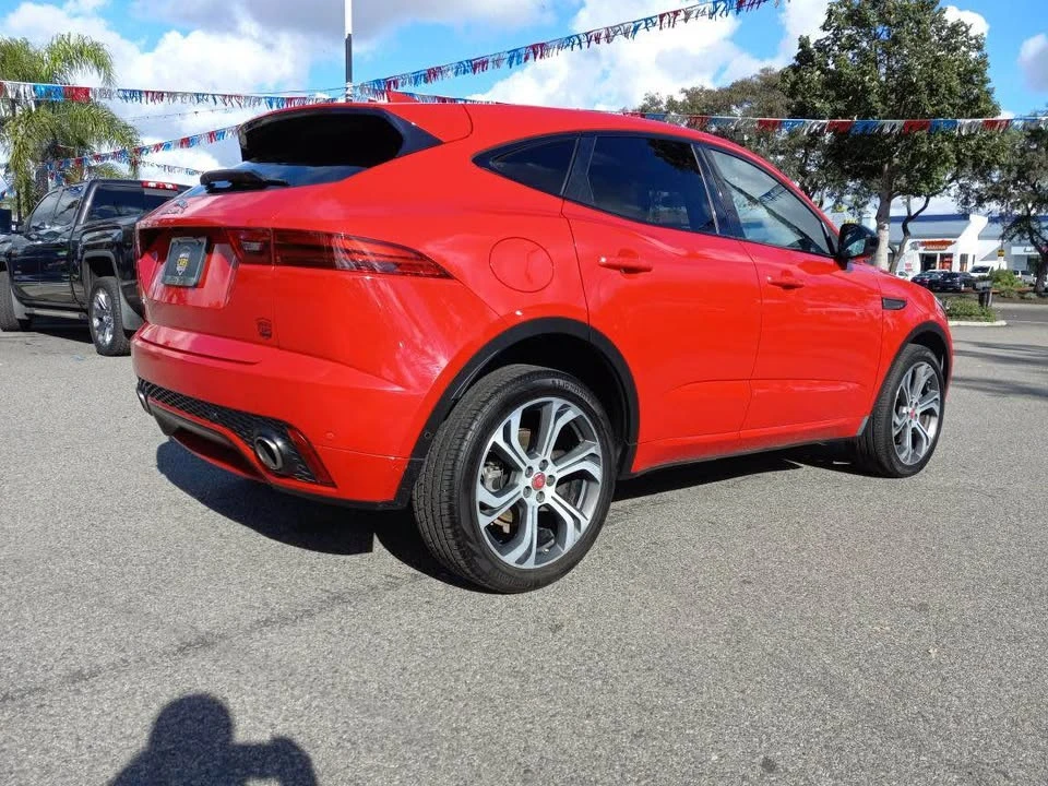 2018 Jaguar E-Pace - Image 4 of 10