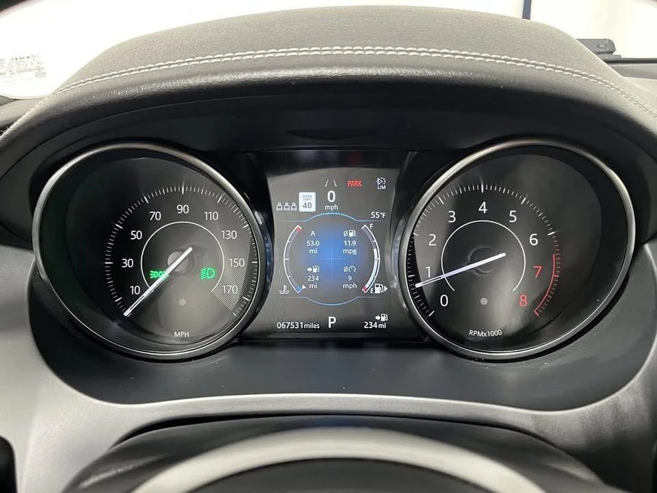 2018 Jaguar E-Pace - Image 17 of 19