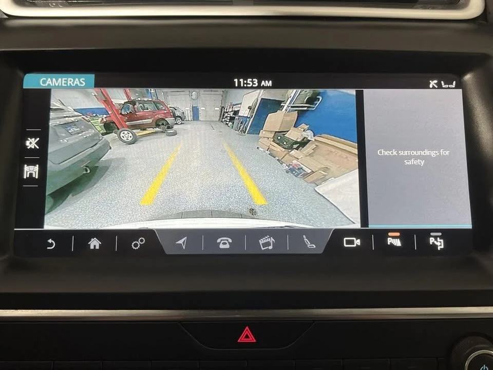 2018 Jaguar E-Pace - Image 19 of 19
