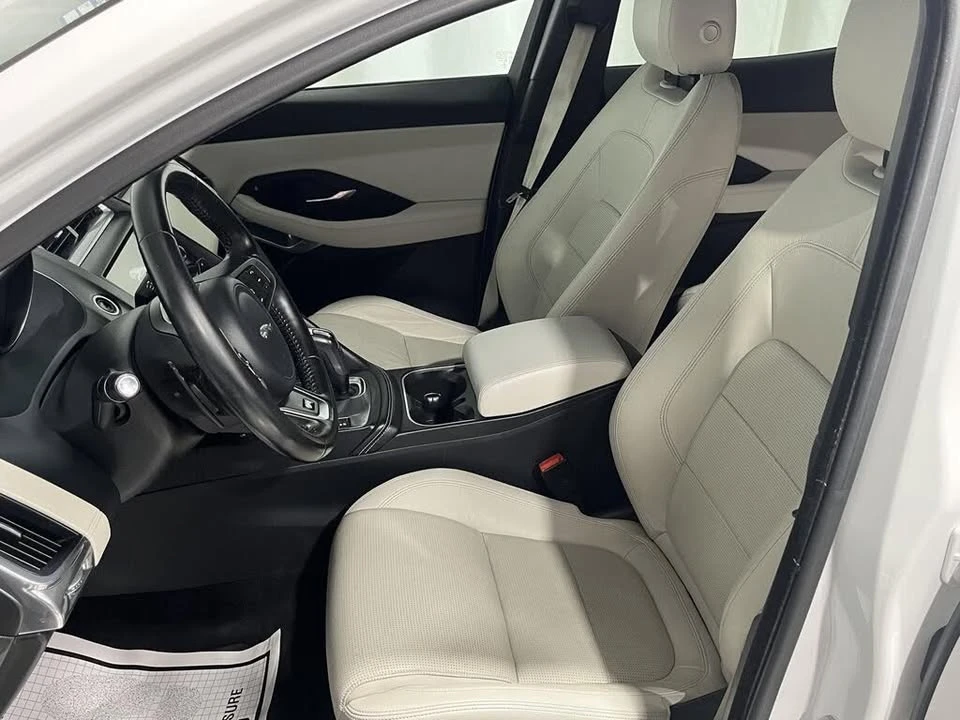 2018 Jaguar E-Pace - Image 12 of 19