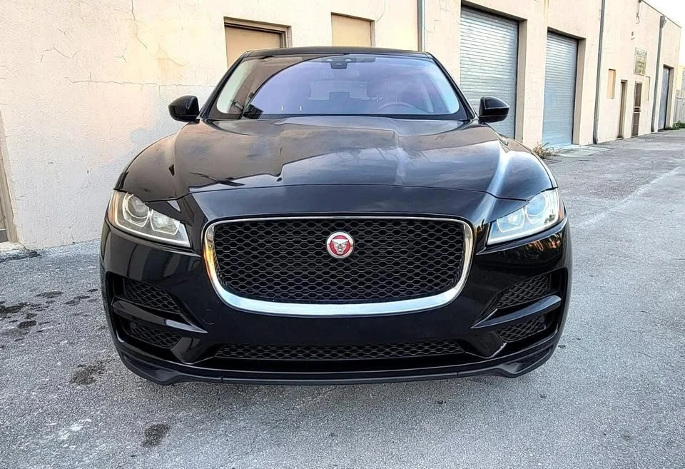 2018 Jaguar F-Pace - Image 5 of 20