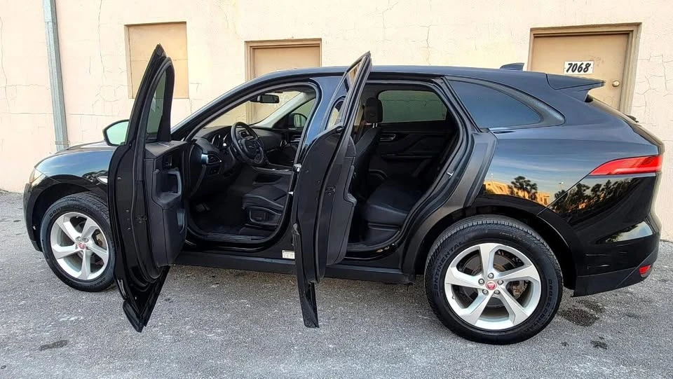 2018 Jaguar F-Pace - Image 8 of 20