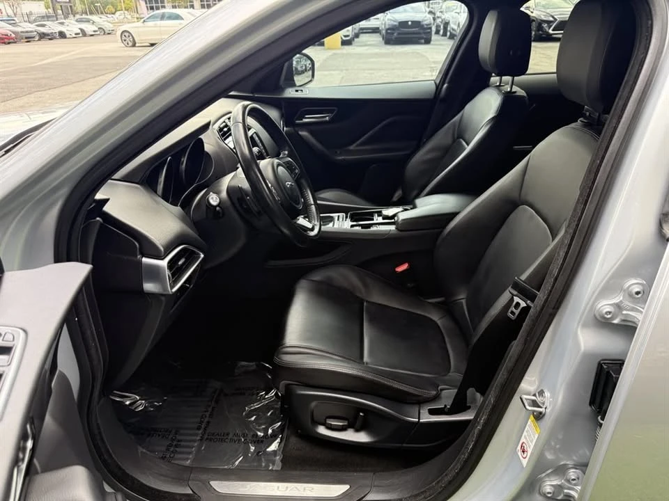 2018 Jaguar F-Pace - Image 13 of 20