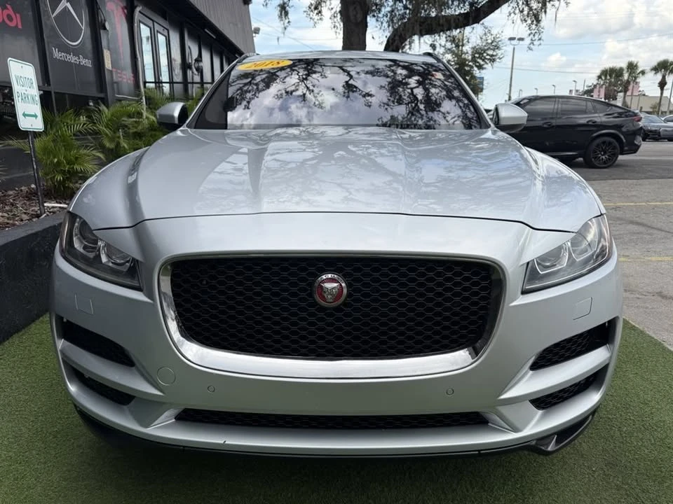 2018 Jaguar F-Pace - Image 2 of 20