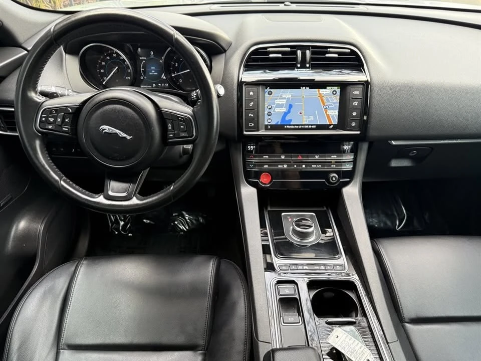 2018 Jaguar F-Pace - Image 20 of 20