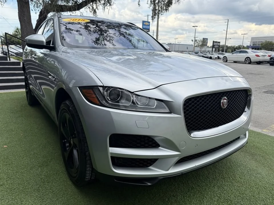 2018 Jaguar F-Pace - Image 3 of 20