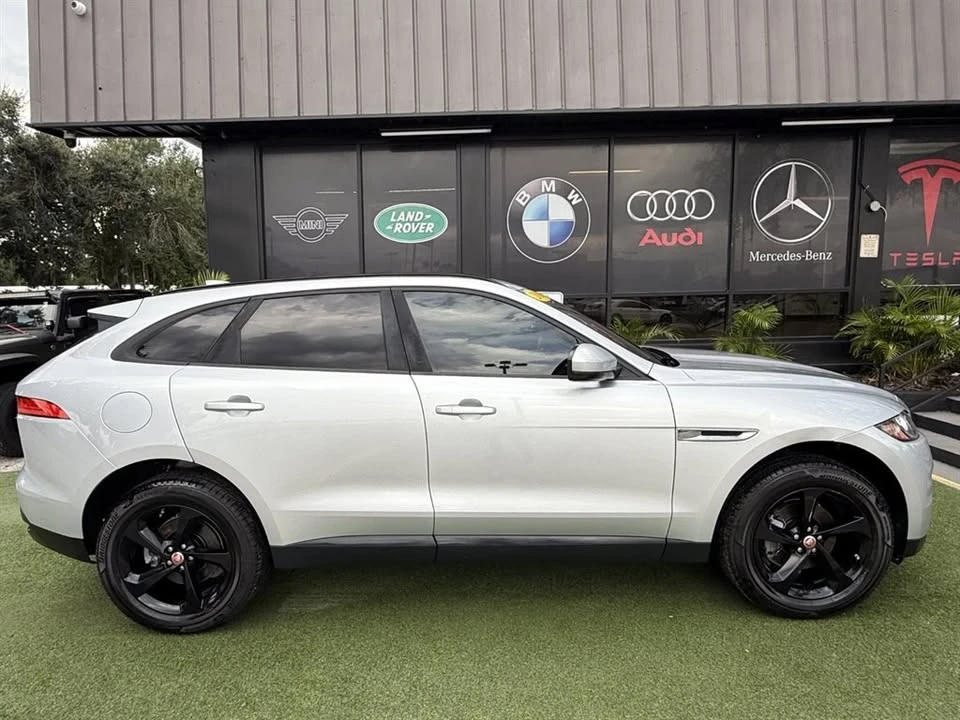 2018 Jaguar F-Pace - Image 8 of 20
