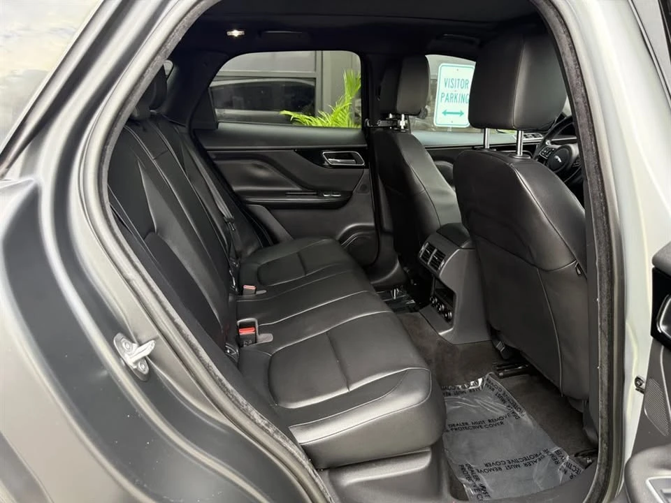 2018 Jaguar F-Pace - Image 16 of 20