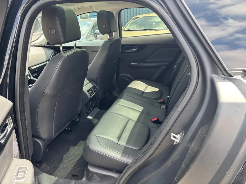 2018 Jaguar F-Pace - Image 8 of 14