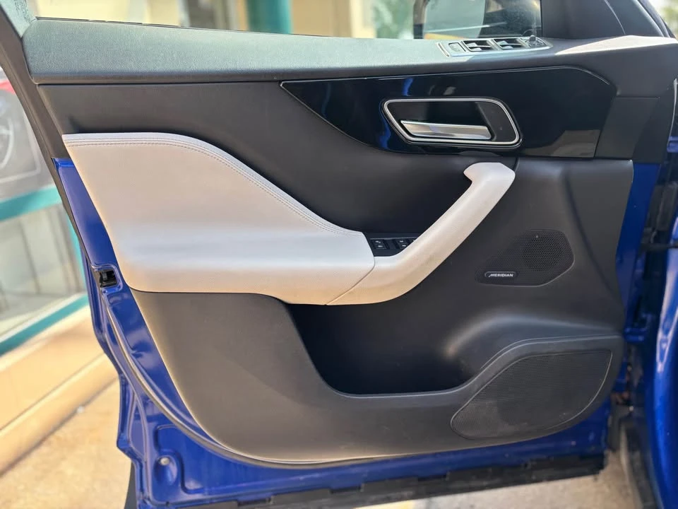 2018 Jaguar F-Pace - Image 10 of 16