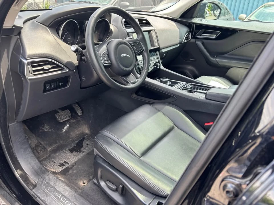 2018 Jaguar F-Pace - Image 10 of 14