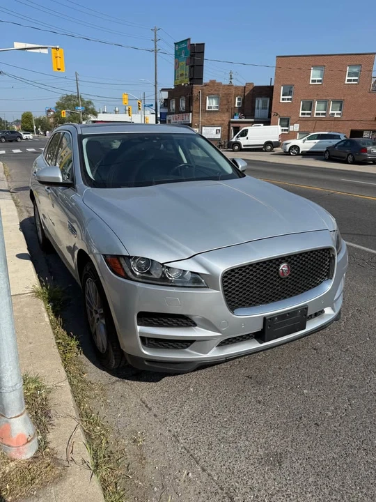 2018 Jaguar F-Pace - Image 3 of 9