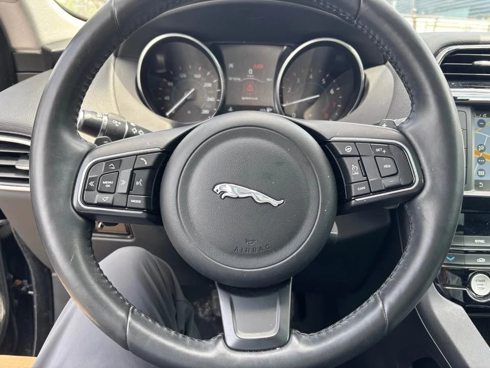 2018 Jaguar F-Pace - Image 14 of 14