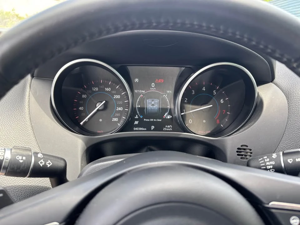 2018 Jaguar F-Pace - Image 13 of 14