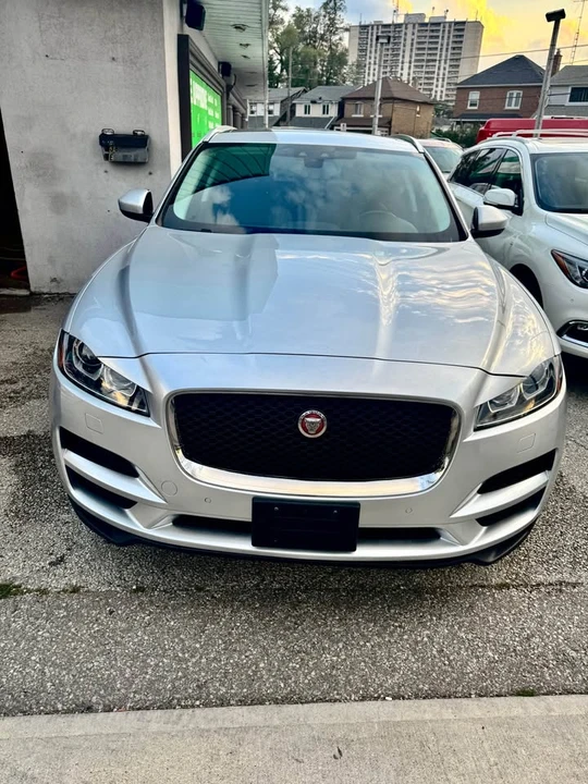 2018 Jaguar F-Pace - Image 7 of 9