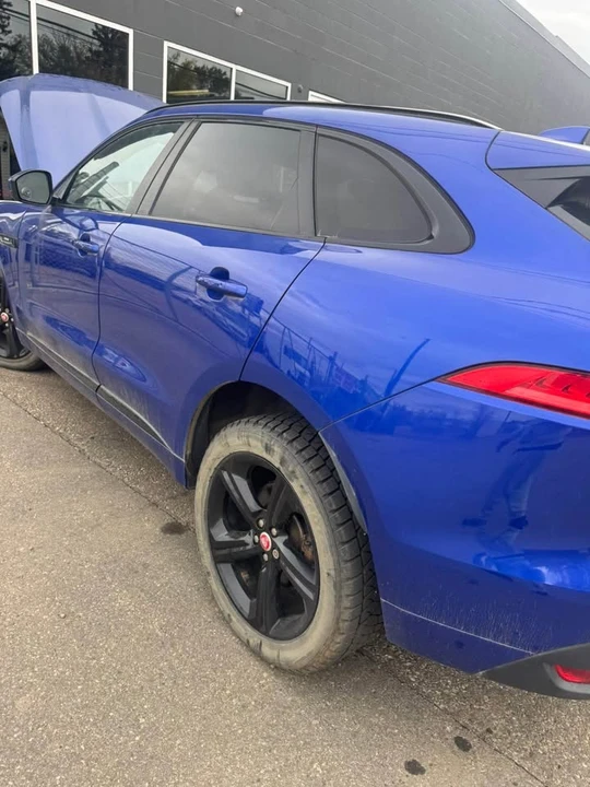 2018 Jaguar F-Pace - Image 2 of 6