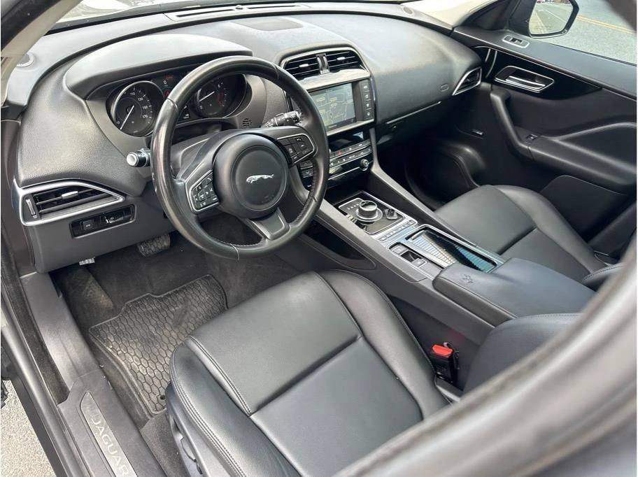 2018 Jaguar F-Pace - Image 12 of 20