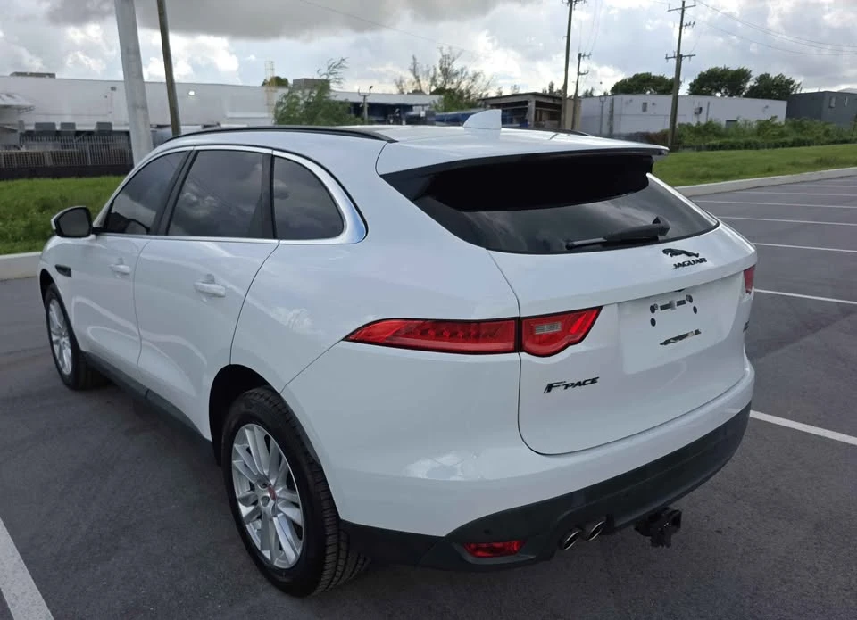 2018 Jaguar F-Pace - Image 6 of 18