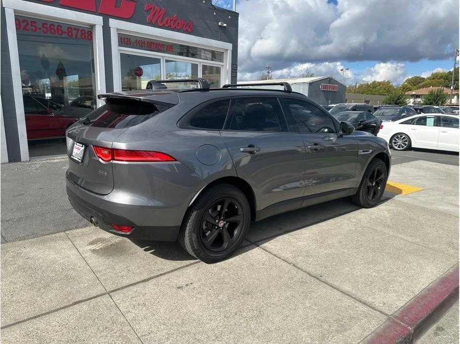 2018 Jaguar F-Pace - Image 7 of 20