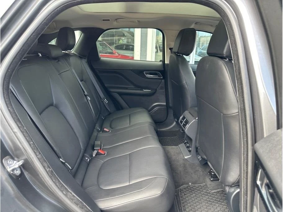 2018 Jaguar F-Pace - Image 17 of 20