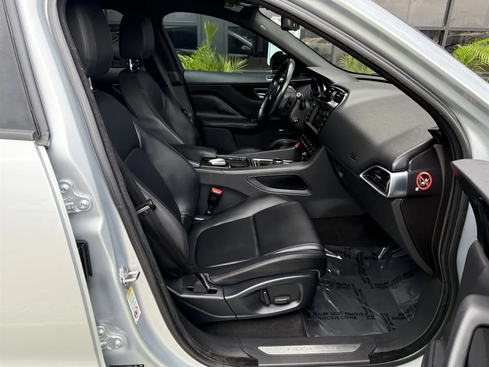 2018 Jaguar F-Pace - Image 17 of 20